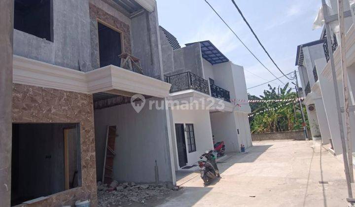 Rumah 2 Lantai Harga 900 Juta Samping Dekat Jalan Tol Cijago Depok 2