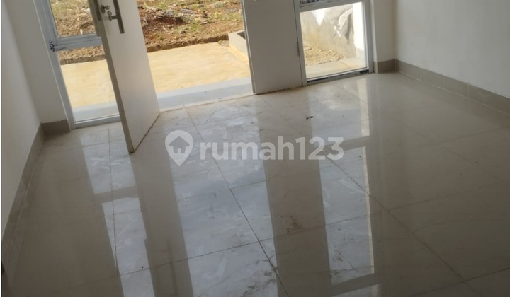Rumah 2 Lantai Di Kota Tangetang Dekat Berbagai Fasum .tol Dan Bandara 2
