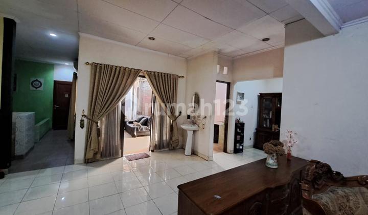Rumah Dalam Cluster Grand Wisata 250 M2 Dekat Mall Living World