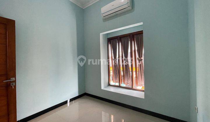 RUMAH 2 LANTAI DIJUAL CEPAT BU DI BANGUNTAPAN 5