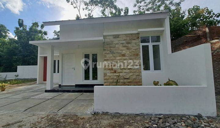 RUMAH MURAH CANTIK DI JATININGSIH SLEMAN  2