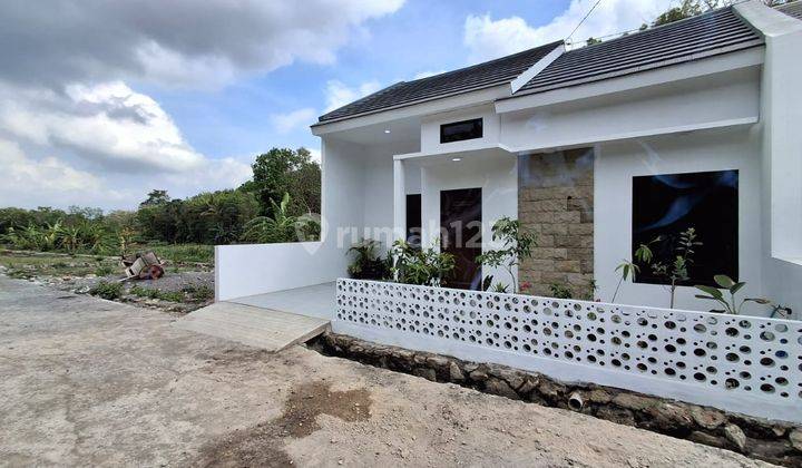 Rumah Baru Type Modern Cantik Dekat Polsek Sedayu Jogja 1