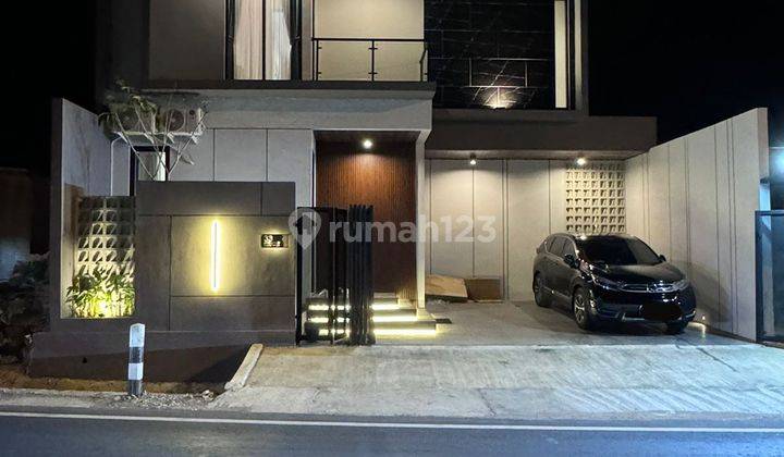 Rumah Mewah Siap Huni Full Furnish Jl Kapt Haryadi Ngaglik Sleman 1