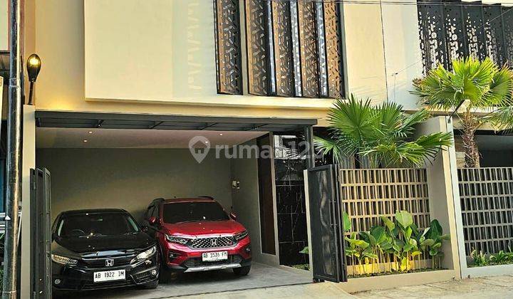 Rumah Mewah Siap Huni Full Furnish Di Wedomartani Ngemplak Sleman 1