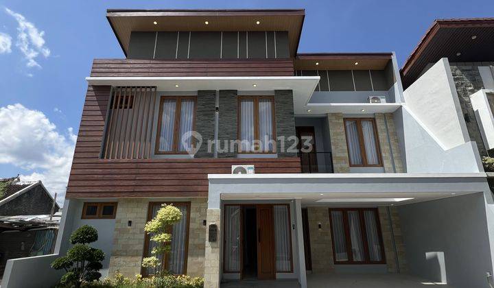 Rumah Mewah Cluster Exclusive Semi Furnish Di Gedongkuning Jogja 1