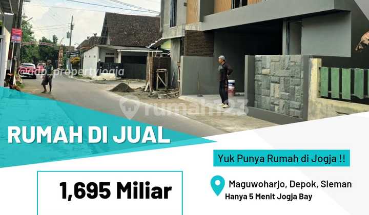 Luxurious Minimalist Modern House in Maguwoharjo Depok Sleman (5 Minutes to Jogja Bay)