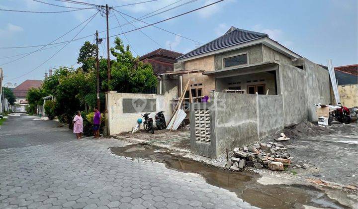 Rumah Murah Di Jogja Siap Huni Area Maguwoharjo Depok Sleman 2