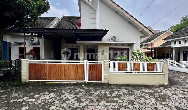 Rumah Siap Huni Minimalis Modern di Jl Magelang KM 8 Mulungan Sleman ( 5 Menit Mall Sch)