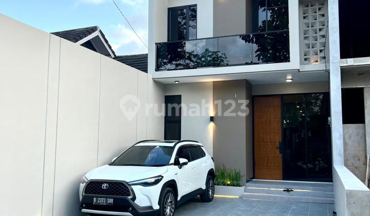 Rumah Mewah Skandinavian Siap Huni di Krapyak Wedomartani Sleman Rumah Mewah Skandinavian Siap Huni di Krapyak Wedomartani Sleman