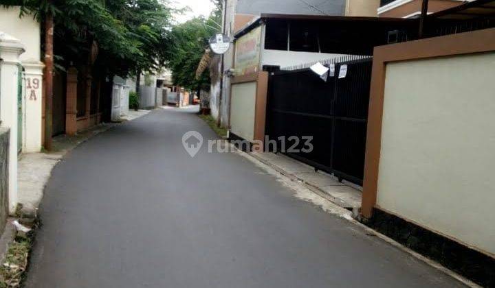 Rumah Sewa 2,5 Lantai Lokasi Strategis Cipete Jakarta Selatan 1