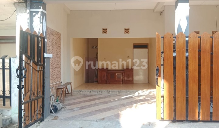 Rumah 2 Lantai Siap Huni Area Sawojajar Malang Kota 2