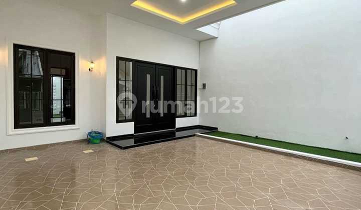 Modern 2-story house ready to occupy in Sawojajar area, Malang City. 2