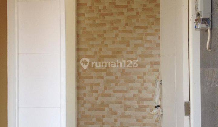 Rumah hook bangunan baru kawasan tunjungsekar soekarno hatta 16