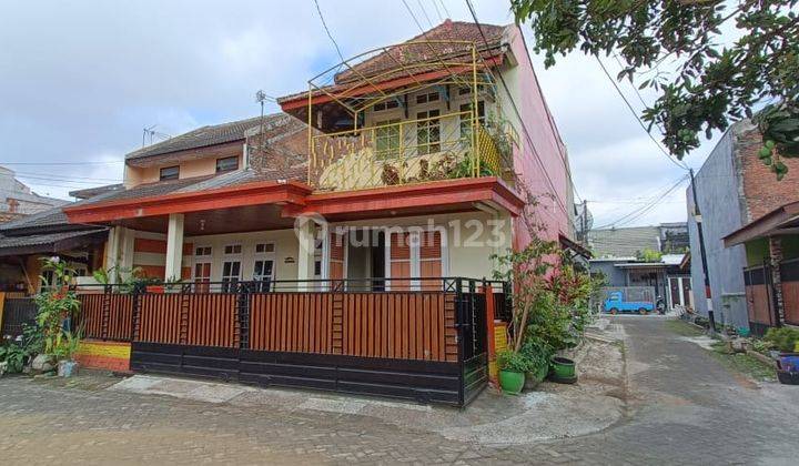 Rumah Hook 2 Lantai Depan Fasum Kawasan Sawojajar 1