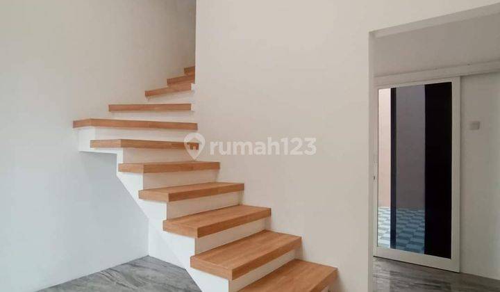 Rumah 2 Lantai Ada Kolam Renang Cocok Untuk Vila Di Bumiaji Batu 2