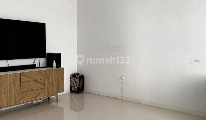 Rumah Full Furnish Kawasan Green Orchid Suhat  2