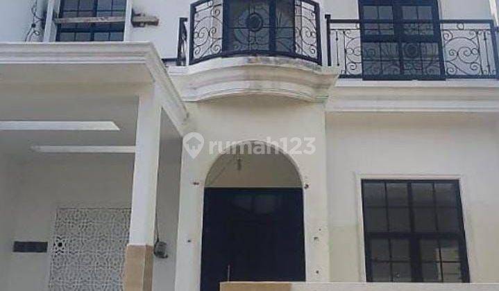 Rumah baru american style siap huni pandanwangi sulfat malang 1