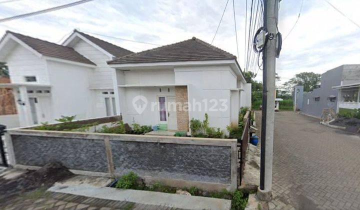 Rumah Hook Minimalis Siap Huni Bunut Wetan Pakis  2