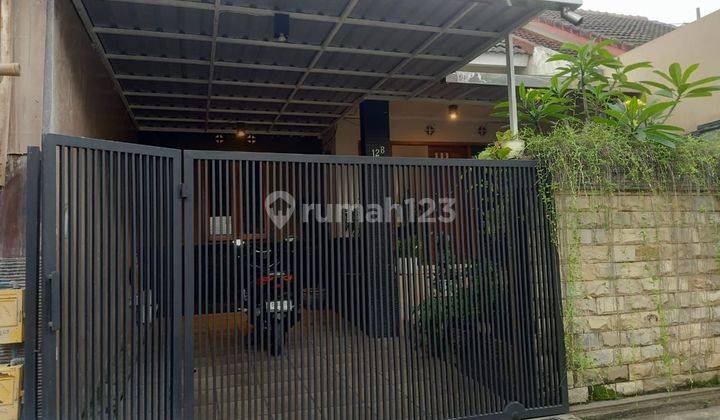 Rumah Bagus Minimalis Semi Furnished Sawojajar 2 1