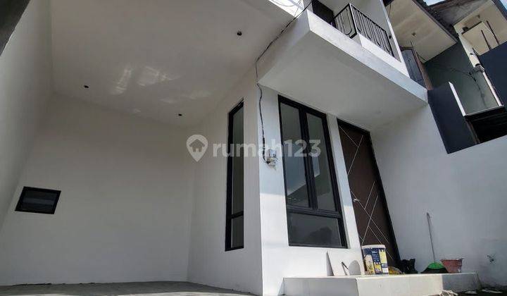 Rumah minimalis modern siap huni jl ikan cakalang blimbing 2