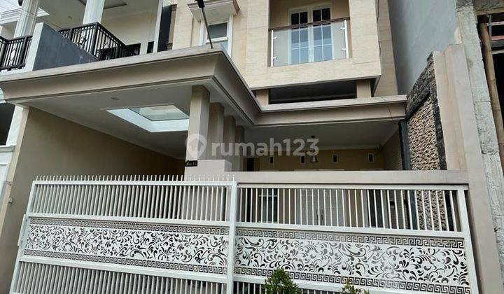 Dijual Rumah semi furnish area soekarno hatta lowokwaru 1