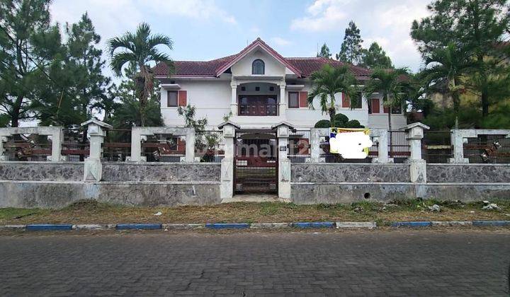 Rumah Hook Luas 1329m2 Pbi Araya Blimbing 1