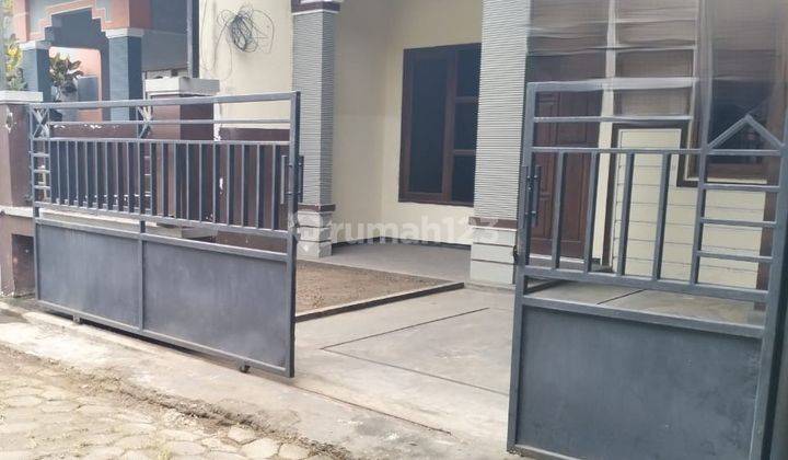 Rumah Minimalis di Sulfat Utara Blimbing 1