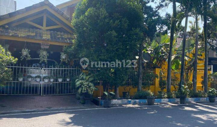 Rumah luas 254m2 strategis nol jl raya sawojajar 1