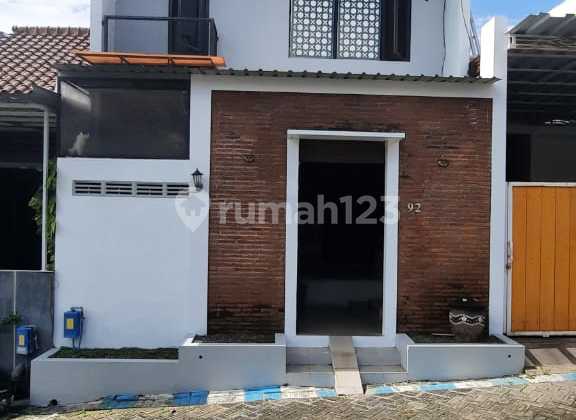 Rumah Industrial 2 Lantai Siap Huni Area Pandanwangi Blimbing
