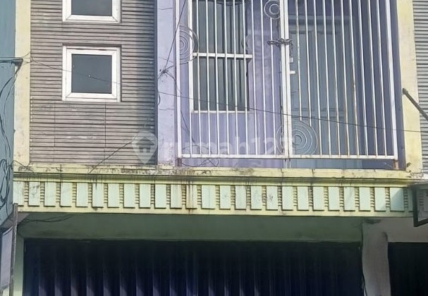 Ruko 2 lt siap pakai dekat area soehat dan kampus Lokasi ramai Ruko 2 lt siap pakai dekat area soehat dan kampus Lokasi ramai