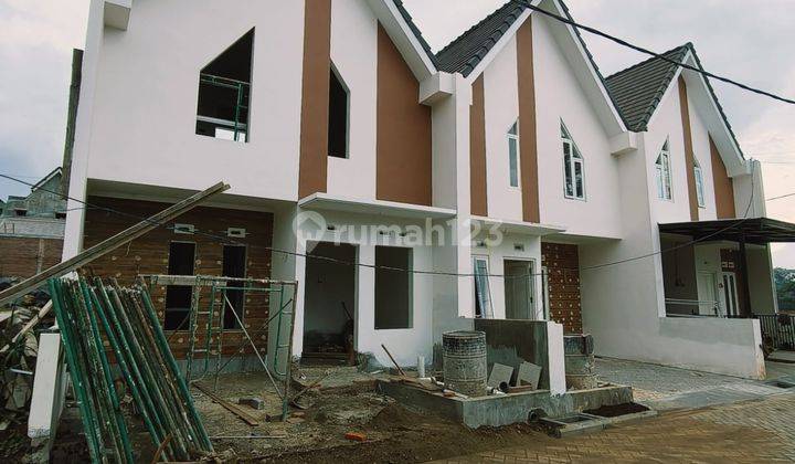 Rumah Vila Scandinavian 2 Lantai View Pegunungan Karangploso 2