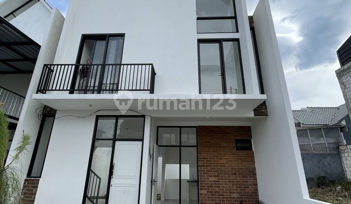 Rumah minimalis 2 lantai ready stock siap huni area Dau Malang