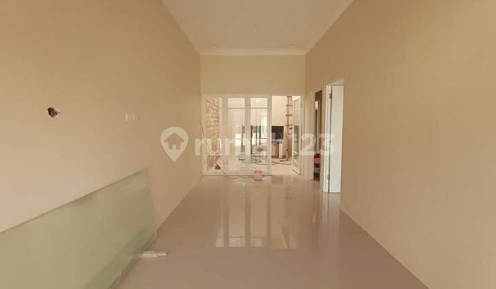 Affordable ready-to-live house in Mondoroko Singosari area near toll exit