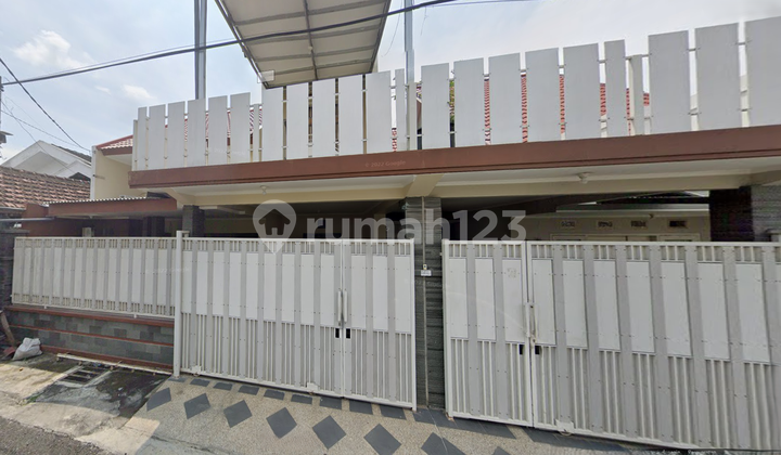 2-Story House Ready to Occupy in Ciliwung Street, Blimbing Area