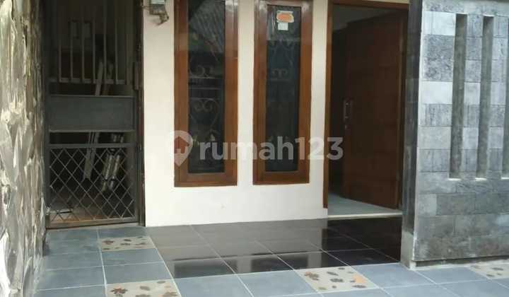 Ready-to-Occupy Minimalist House in Mondoro Singosari Housing Estate