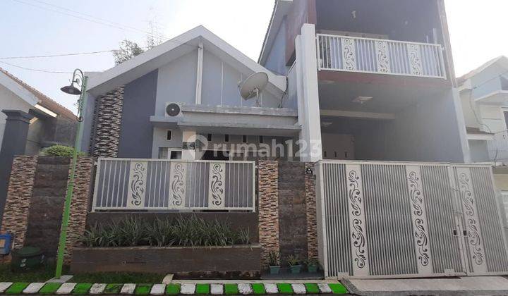 Rumah Bagus Murah 2 Lantai di Sulfat Blimbing 1