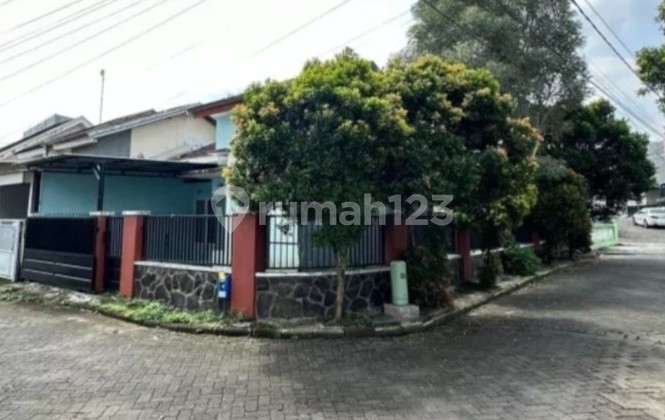 Rumah Hook Minimalis Siap Huni Luas 180M2 Tunggulwulung Lowokwaru 2