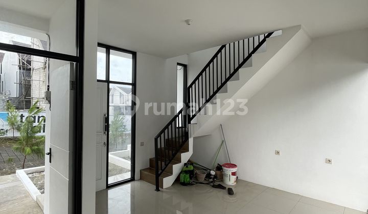 Rumah minimalis 2 lantai ready stock siap huni area Dau Malang