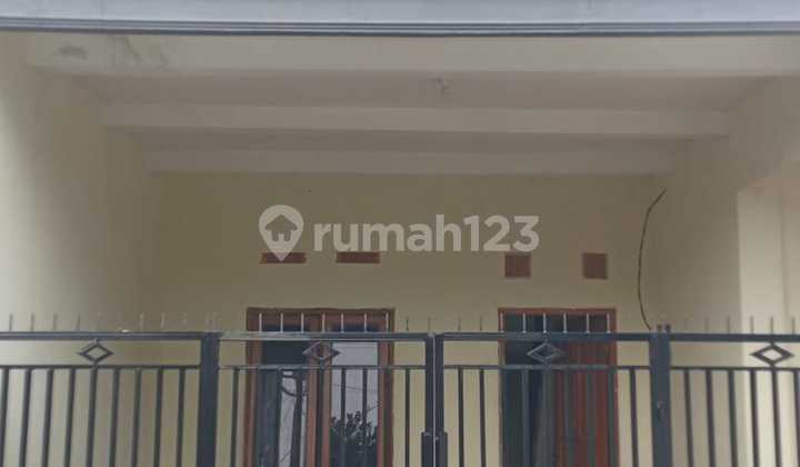 two story ready-to-occupy hook house, tombro fish street, lowokwaru