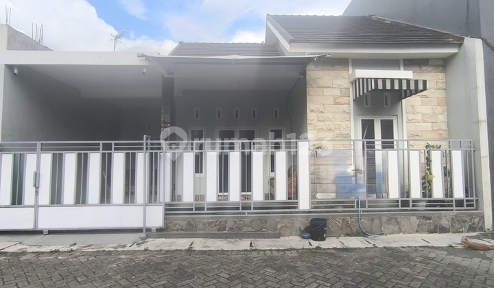Rumah minimalis siap huni jl akordion tunggulwulung lowokwaru 1