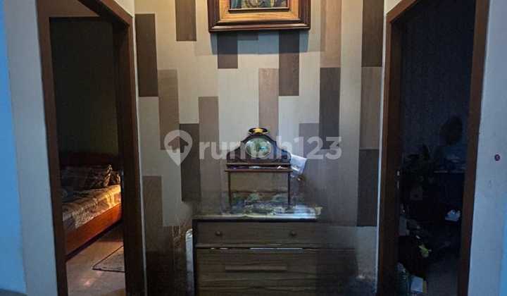 For sale, a spacious 250m2 house in Sengkaling, Malang area. 2