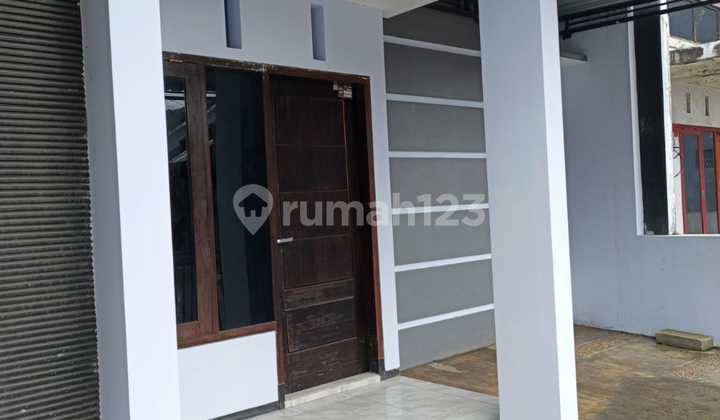 SHM house ready to occupy, strategic location near Buring Malang toll exit area.