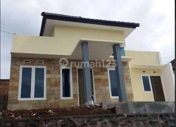 Rumah Minimalis Baru Siap Huni Tanah Luas 185m2 Area Sengkaling 1