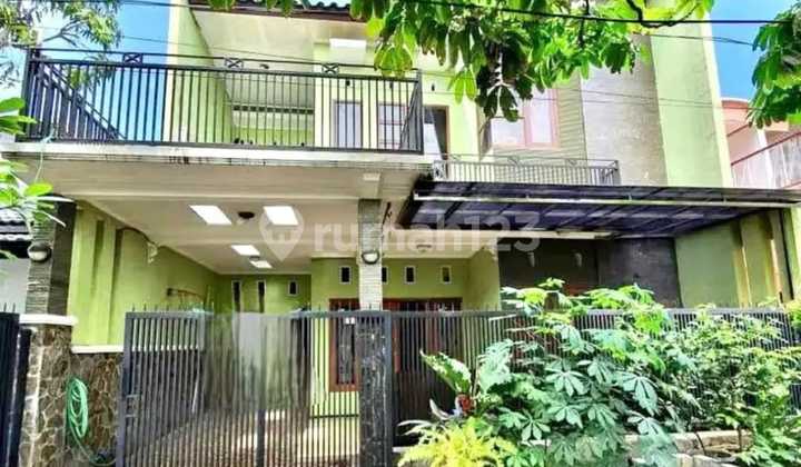 Rumah Nyaman 2 Lantai di Sulfat Lokasi Strategis Harga Nego Rumah Nyaman 2 Lantai di Sulfat Lokasi Strategis Harga Nego