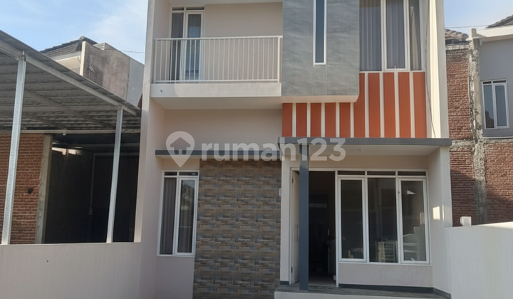 Rumah Siap Huni Full Furnish di Junrejo Batu Dekat Jatim Park 3 Rumah Siap Huni Full Furnish di Junrejo Batu Dekat Jatim Park 3