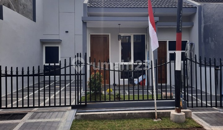 Rumah minimalis modern siap huni area sulfat utara blimbing Rumah minimalis modern siap huni area sulfat utara blimbing