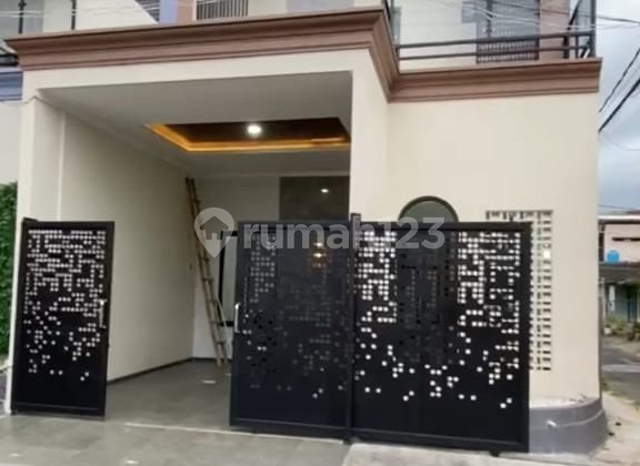 Rumah Hook Baru Modern Minimalis Siap Huni Area Sawojajar 1