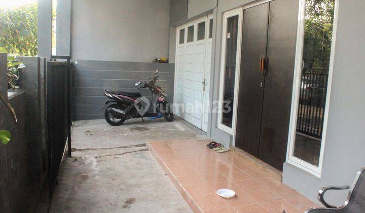 Dijual Cepat Rumah 2,5 Lantai Area Sudimoro Soekarno Hatta 2