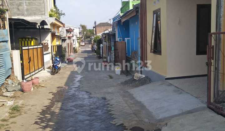 Minimalist house ready to occupy in Saptorenggo, Pakis.