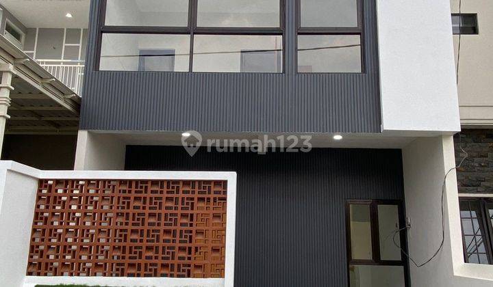 Rumah Estetik Modern 2 Lantai Jl Ikan Tombro Lowokwaru 1